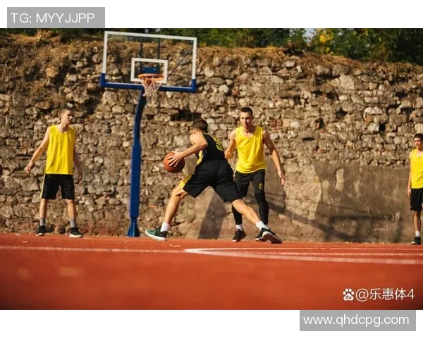 范子铭的成长之路与篮球梦想的追逐历程揭秘